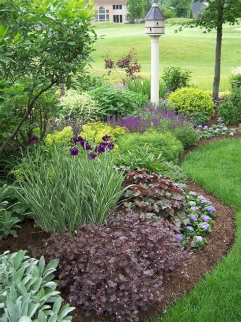 5+ Best And Beautiful Iris Garden Ideas For Your Yard Inspiration | Garden | Front yard ...