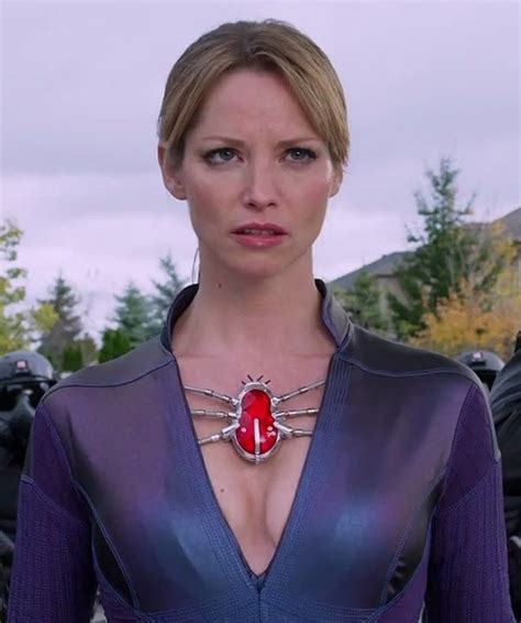 la hermosa sienna guillory | Resident evil costume, Resident evil girl, Resident evil alice