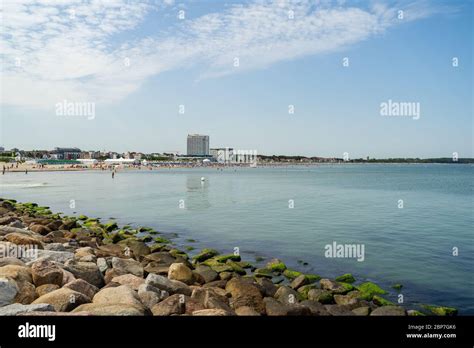 Warnemünde beach rostock germany hi-res stock photography and images - Alamy