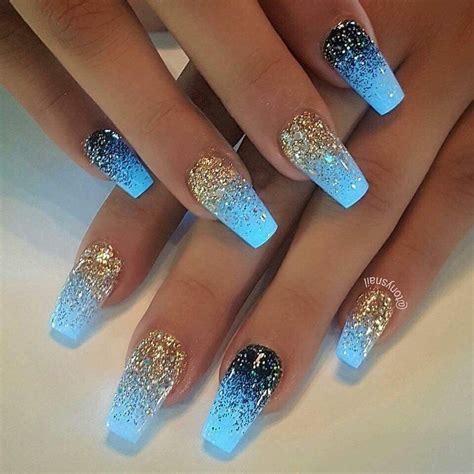 Is it me or they are glowing? | Nail designs glitter, Unique nails ...