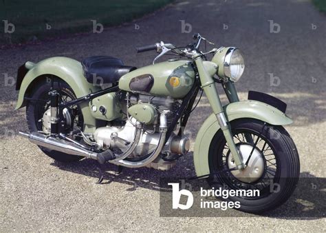 Image of Sunbeam S7 500 cc motorcycle, 1951