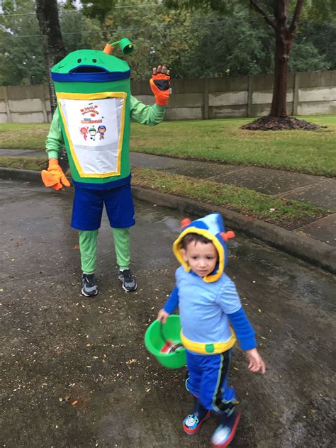 Team Umizoomi Costume Geo and Bot