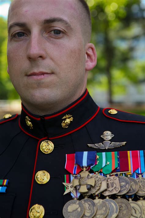 Through the Lens: A military photographer's view: Recon Marine awarded ...