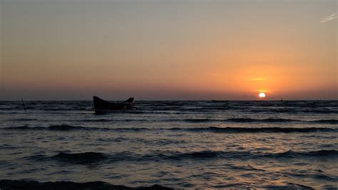 Beautiful Beach Sunset At Alibag - YouTube