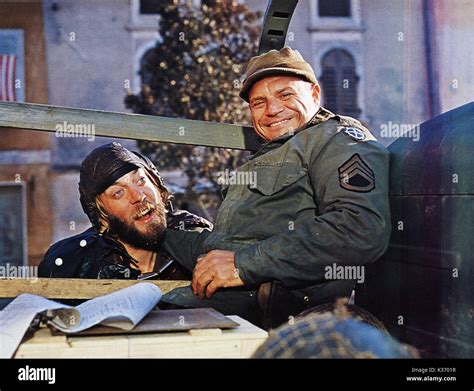 KELLY'S HEROES [US 1970 DONALD SUTHERLAND AND DON RICKLES Stock Photo - Alamy