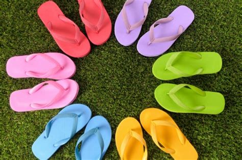 5 Simple Ways How to Reuse Old Rubber Slippers or Flip-flops | HubPages