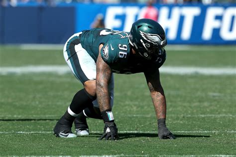 The Linc - There’s reason to be excited about Derek Barnett heading into Year 3 - NFL Slash