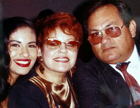 Selena Quintanilla’s Parents Now: Where Are Marcella and Abraham ...