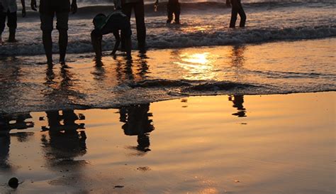 A day at mumbai beach.. (Photography) on Behance