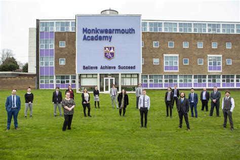 Student teachers step up to chalkface to help school’s lockdown return ...