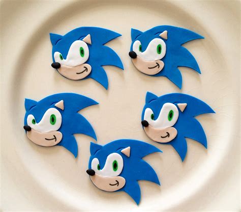 Emily's Delights: Sonic the Hedgehog Cupcakes & Toppers