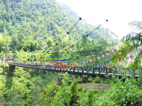 Visit different tourist attractions with Gangtok Tour Packages