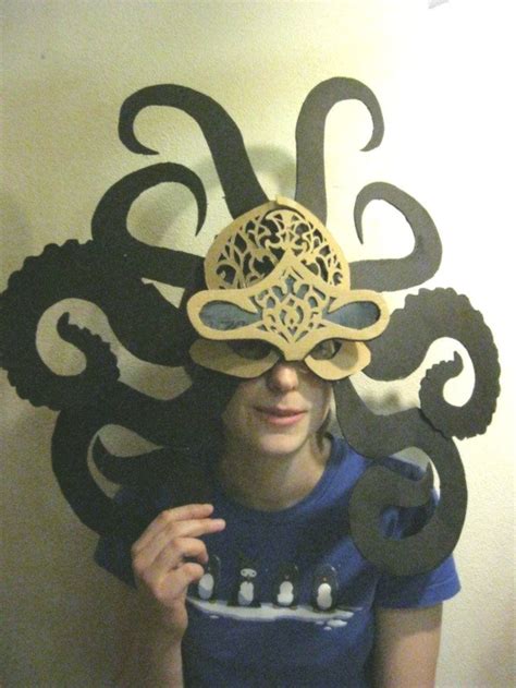 DIY Octopus Mask DIY Cardboard DIY Crafts, #cardboard #crafts #DIY # ...