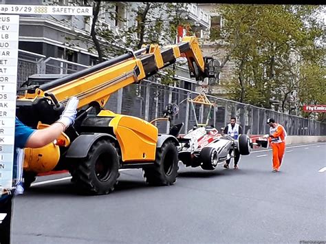 Second accident occurs during Formula 2 in Baku (PHOTO) - Trend.Az