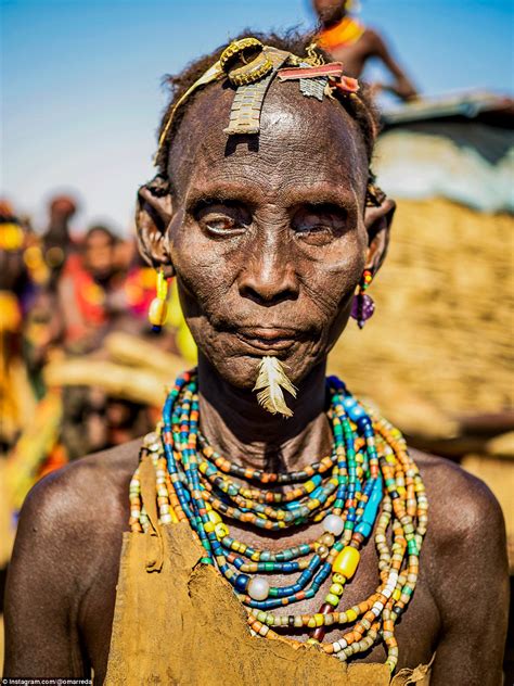 Ethiopian tribeswoman show off their fascinating styles unique to their ...