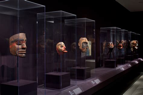 50 MUSEUMS IN 70 WEEKS » The Rubin Museum of Art | Becoming Another: the Power of Masks