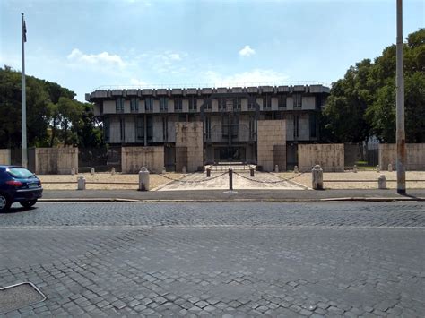 British Embassy, Rome, Italy : r/brutalism