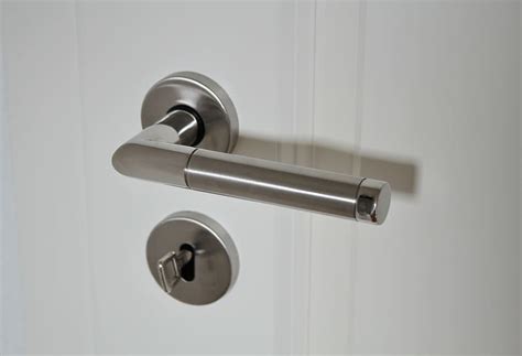silver door, handle, deadbolt, key, door handle, door knob, jack, door lock | Piqsels