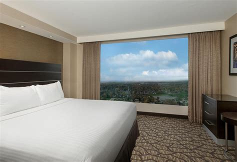 Embassy Suites Niagara Falls | Niagara Falls Hotels