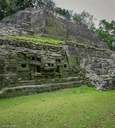 Lamanai Mayan Ruins in Belize: The Perfect Shore Excursion