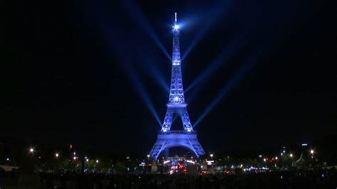 Eiffel Tower celebrates 130th anniversary with elaborate light show ...