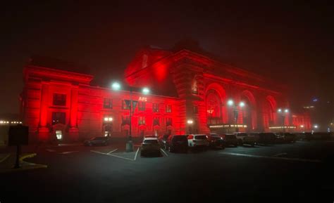 All of KC is ready and Union Station looks great. : r/KansasCityChiefs