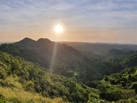 Sunrise view at Mt. Batulao last Sunday. Makes me feel hopeful of the future : r ...