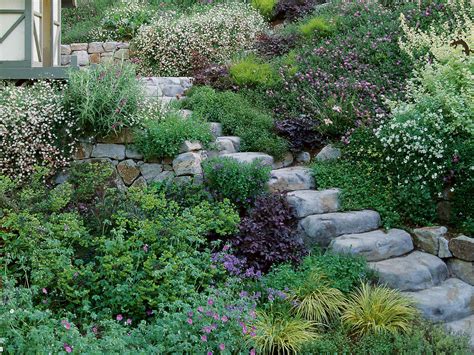 46 Unique Sloping Garden Ideas For Trend 2023 Into An Fairy Space ...