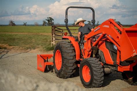 Grapevine Tractor & Equipment | Kubota Showroom | Utility | MX Series