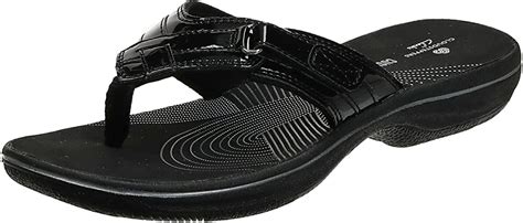 19 Best Sandals for Wide Feet Worth Packing This Summer