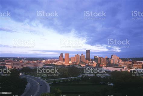 St Paul Skyline Stock Photo - Download Image Now - City, Cityscape ...