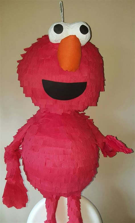 Amazing pinata inspired by Elmo | Elmo pinata, Elmo, Pinata