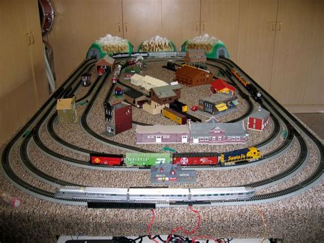 Model Train Layout Pictures 02 | Model train layouts, Model trains, Ho train layouts