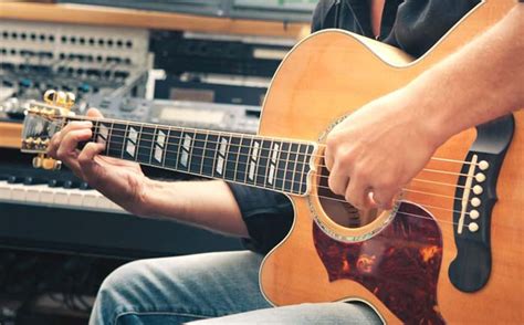 Las 9 mejores guitarras para zurdos y tipos