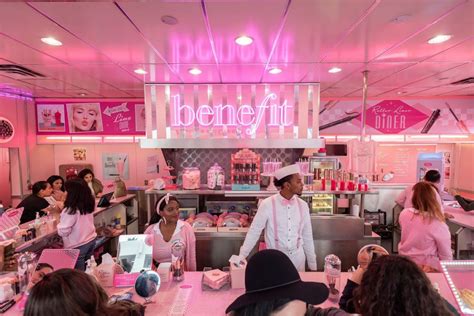 Benefit Cosmetics Invests in Virtual Event for Mascara Launch – WindowsWear