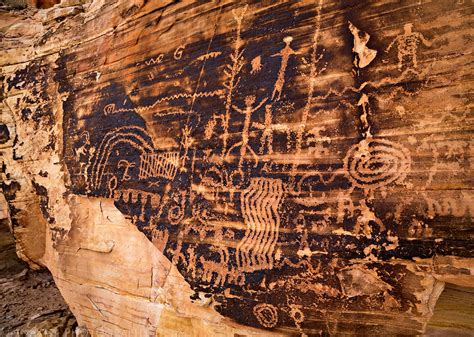 Gold Butte National Monument Petroglyphs // ADVENTR.co