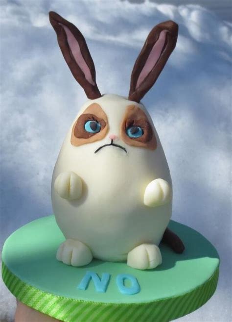 I Have Seen The Whole Of The Internet: Grumpy Cat Easter Bunny Cake