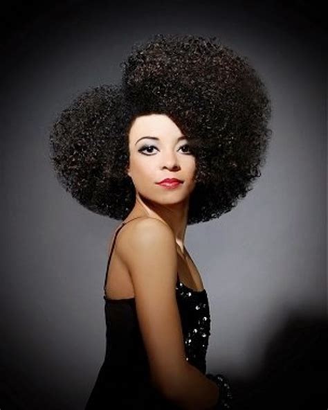 African Super Woman: 6 Amazing Afro HairStyles.