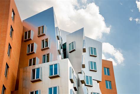 13 Outstanding Frank Gehry Buildings and Their History - Invaluable