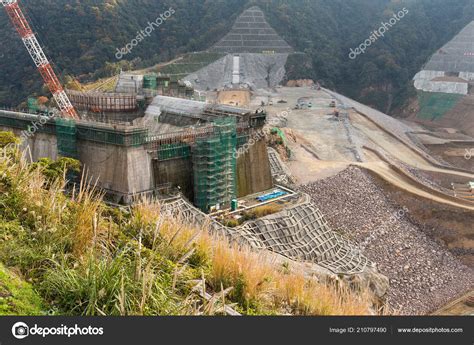 View Construction Big Dam — Stock Photo © leungchopan #210797490