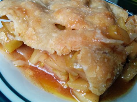 WholeFoodVegan: Gala Apple Pie