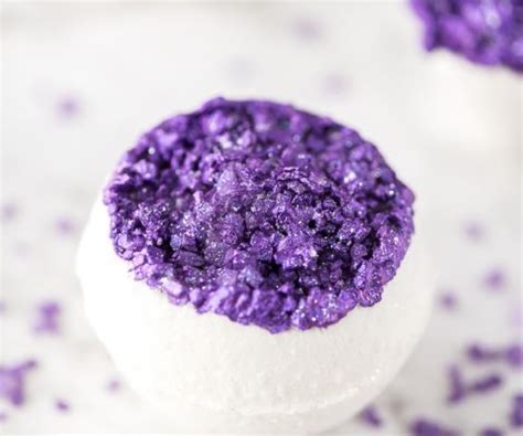 DIY Amethyst Bath Bombs – How to make bath bombs inspired by amethyst stones made with Epsom ...