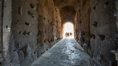 Early Morning Tour At The Colosseum: Visit Before The Crowds | experitour.com