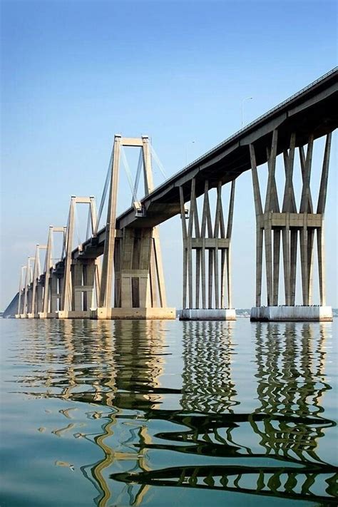 Puente Sobre el Lago de Maracaibo