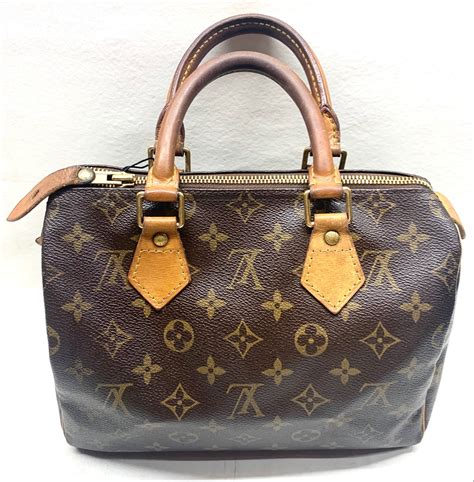 Authentic Discount Louis Vuitton Bags | Paul Smith