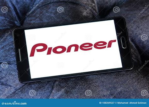 Pioneer Corporation logo editorial photography. Image of player - 108269537