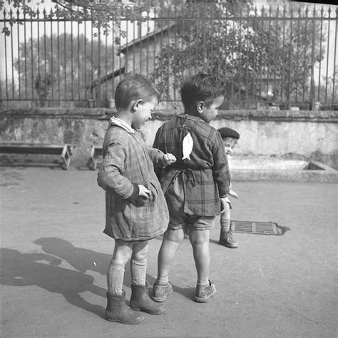 April Fools Day Traditions In France: (Poisson d'avril aka April Fish ...