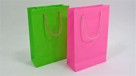 Aggregate more than 73 paper carry bag design super hot - in.cdgdbentre