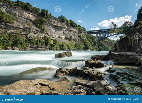 Whirlpool Rapids Bridge Border Crossing at Niagara Falls. Clear Sunny Late Summer Afternoon ...