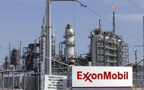 Exxon Mobil to invest $3B in CO2 reduction technologies | Report.az